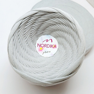 Трикотажна пряжа Nordika Yarn 7-9 мм 50 М МІНІ срібло 79-007